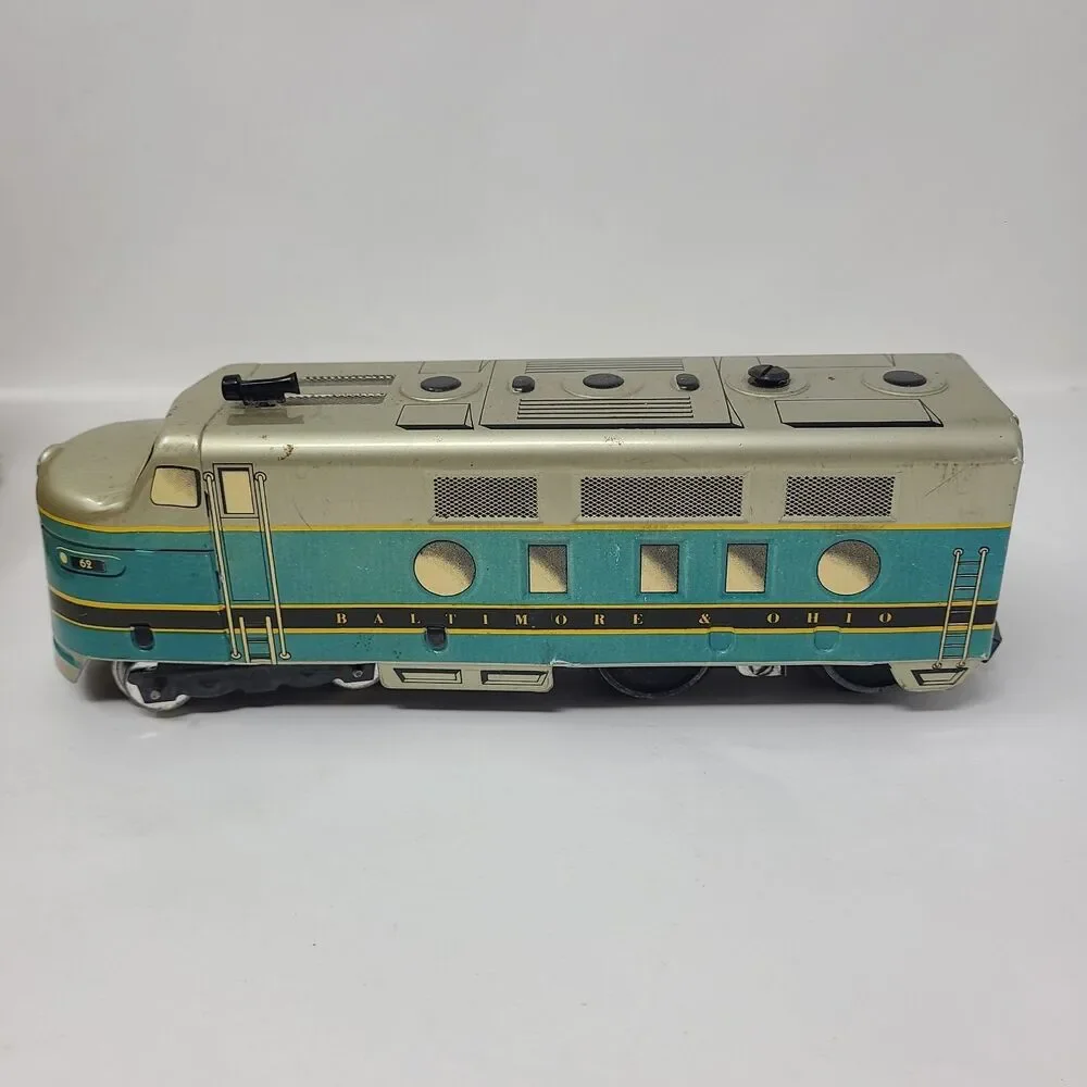 Vintage Marx Tin Train Baltimore & Ohio Locomotive Set w/ Box 5 Cars + Tracks